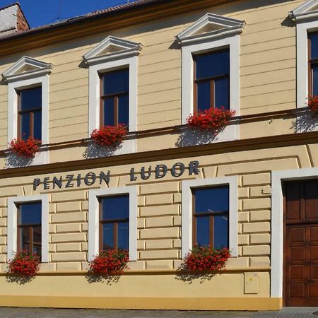 Penzion Ludor Strážnice Exteriör bild